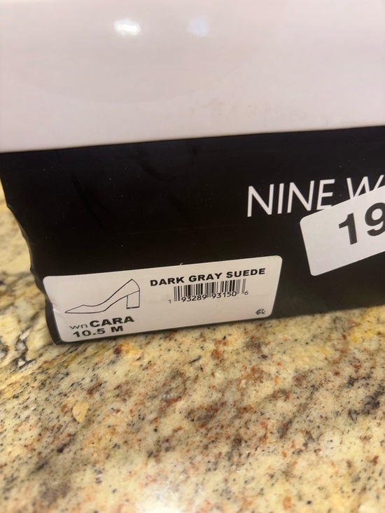 Nine West Gray Heels NIB - Picture 10 of 10
